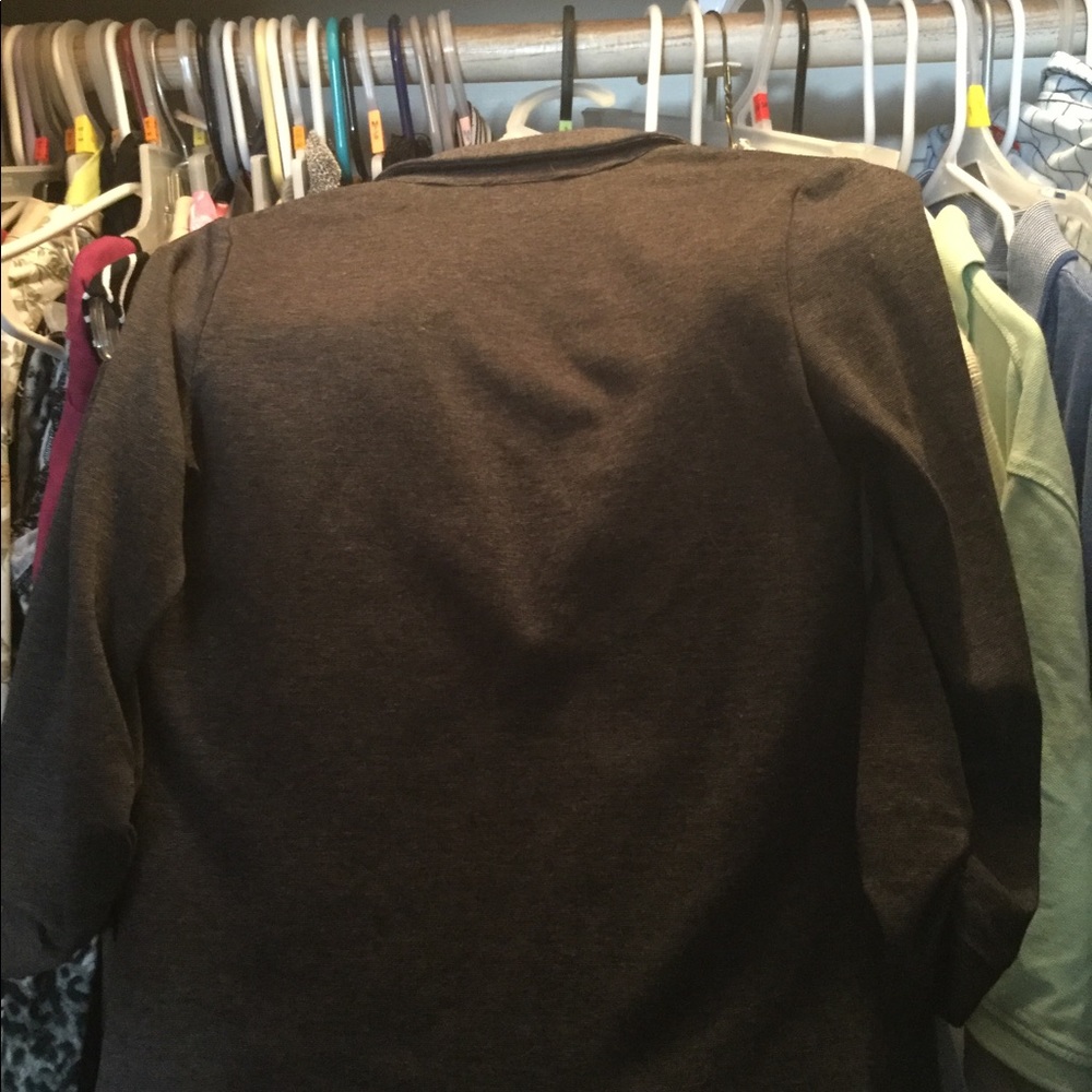 Blazer - Picture 4 of 5